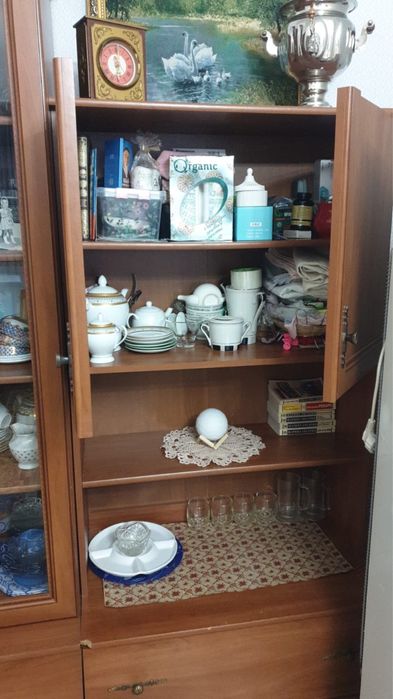 буфет в гостиную