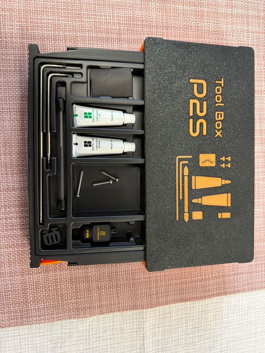 Продавам 3D принтер Bambu lab p2s