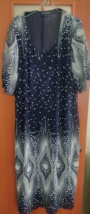 Платья женские размер 62-64