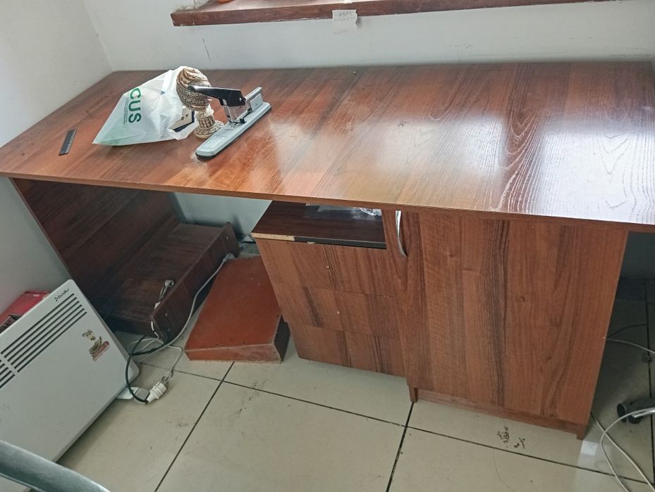 Шкаф для документов и тд