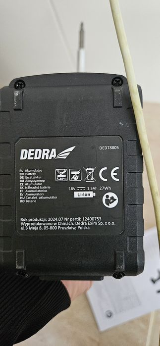 Vând Maşină de găurit cu acumulator 18V, Li-ION