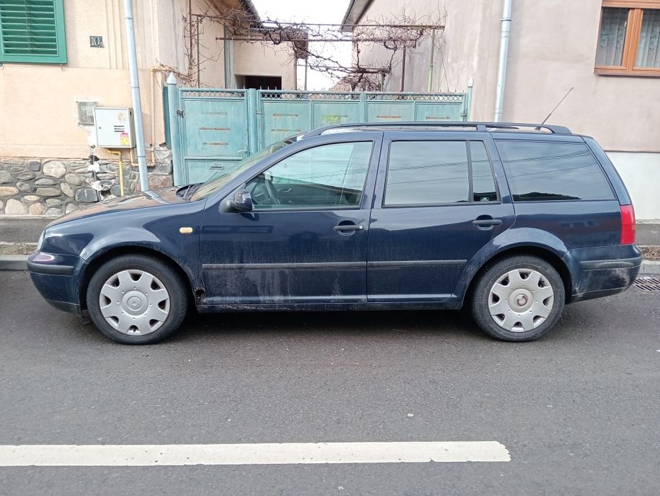 Golf4-1.6-climatronic-bonus 4 roți iarnă.