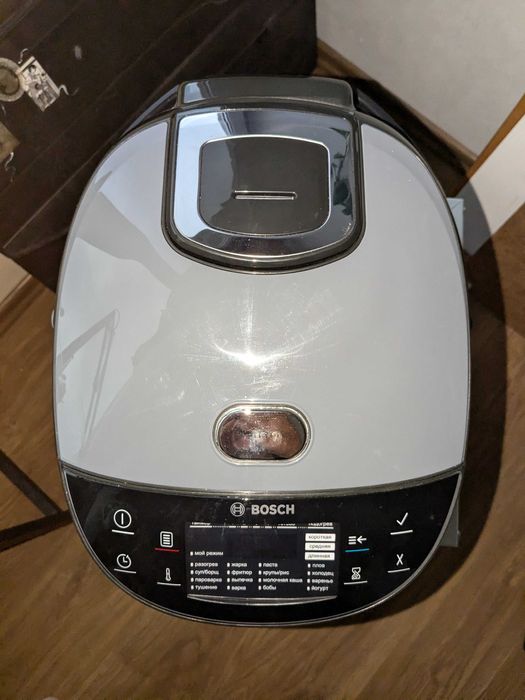 Нов multicooker Bosch MUC22B42RU