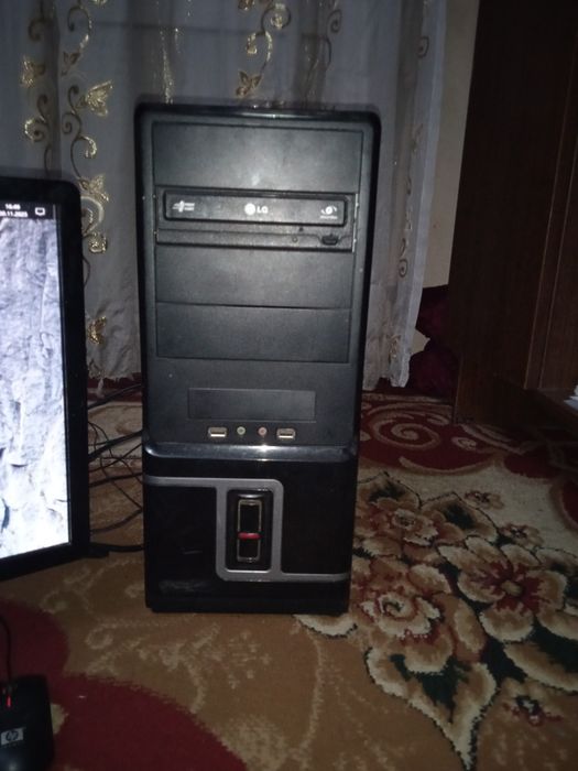 Компьютер  сотилади