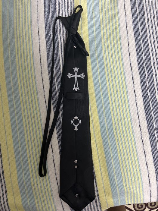 Галстук от Chrome Hearts