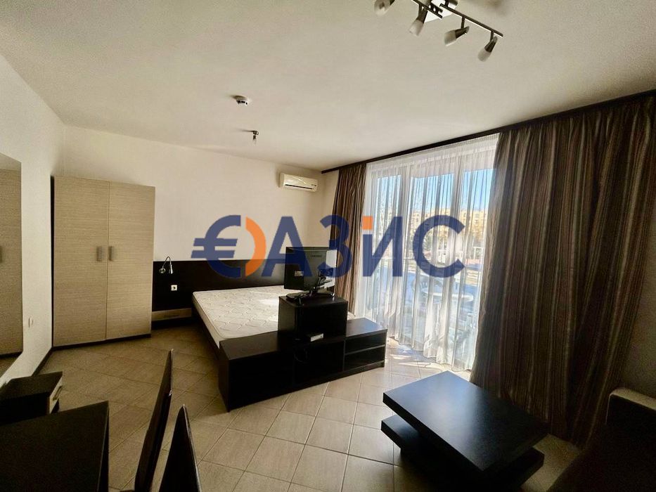 Продава се Едностаен апартамент в к.к. Слънчев бряг - 42 кв.м за 808 €/кв.м - Снимка #4
