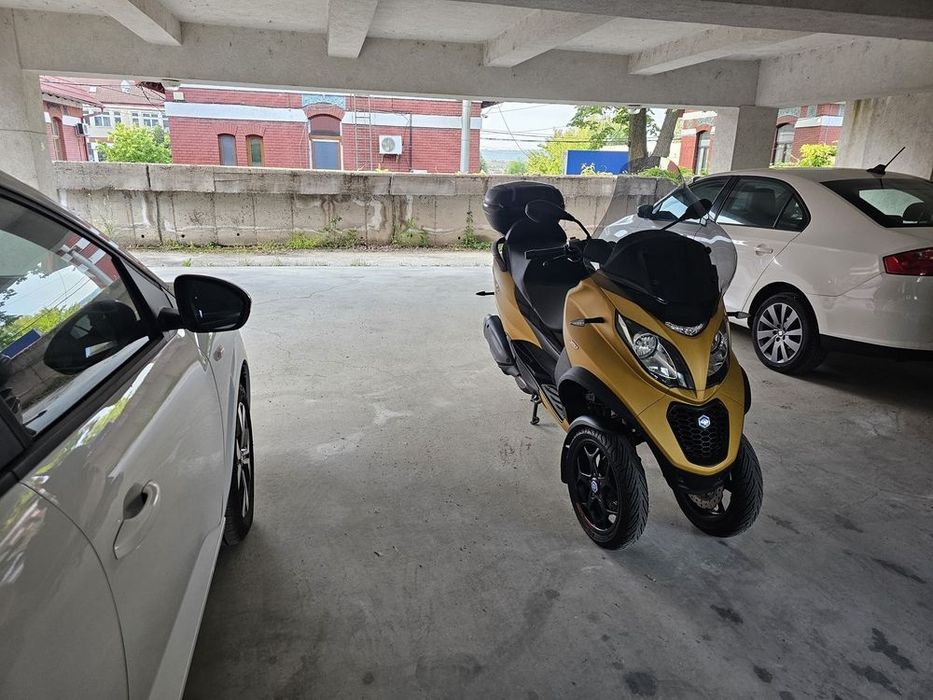 Scuter Piaggio MP3 350 2020