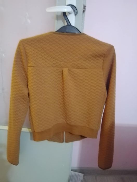 Дамска кафява жилетка