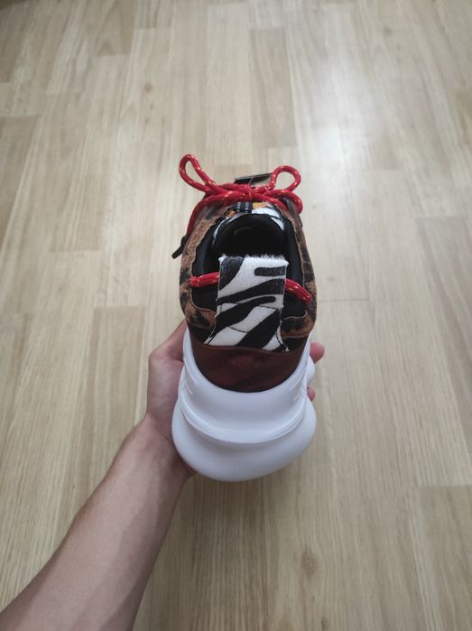 Versace chain reaction leopard print