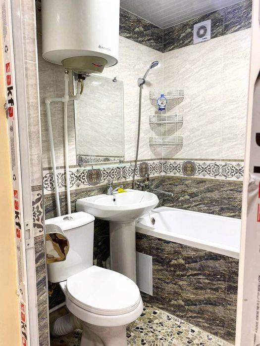 Сдается квартира в аренду рядом с метро «Пахтакор» (Чиланзар).
Квартир