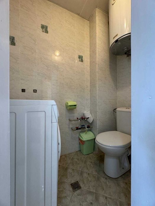 Дава се под наем Тристаен апартамент в Велико Търново, Център - 100 кв.м за 408 € - Снимка #12