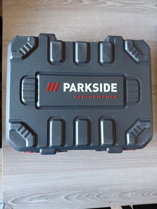 Нов Безчетков винтоверт Parkside Performance 12V батерия 12V2.5Ah и зарядно 12V 6A