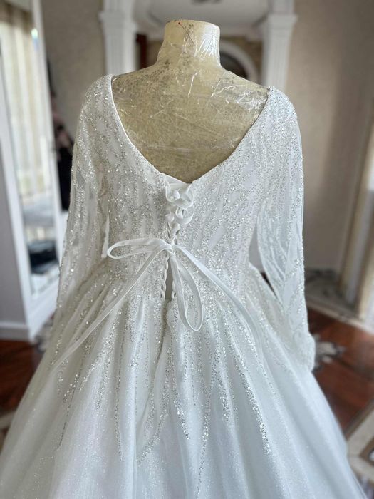 Vand rochie de mireasa