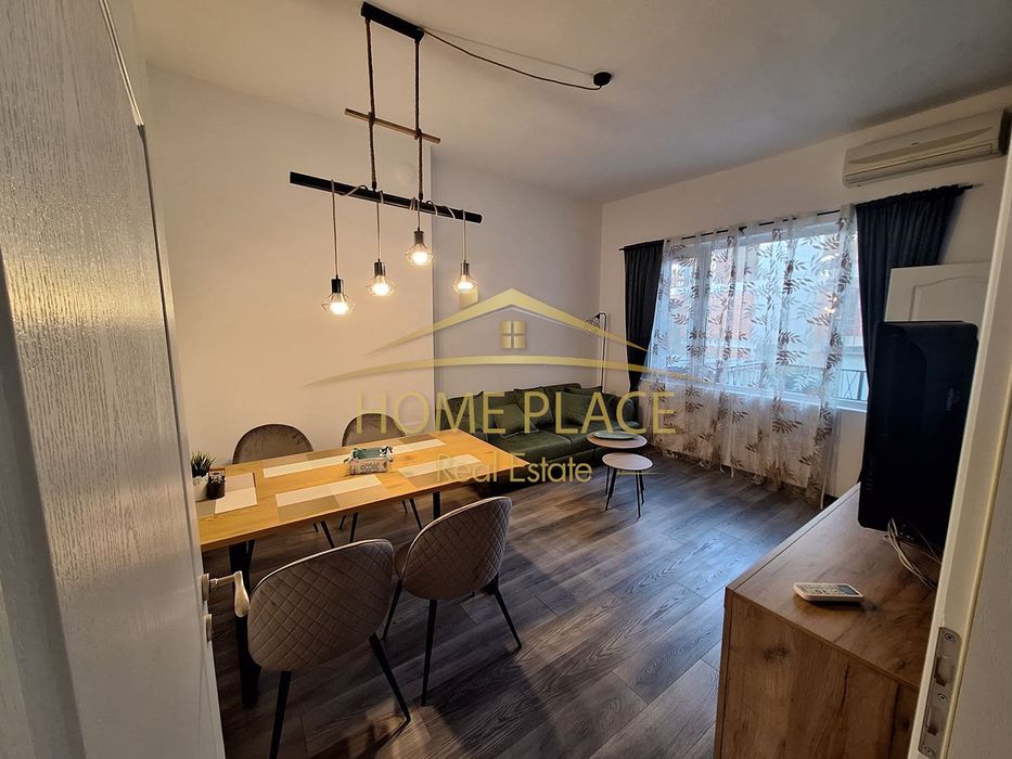 ТРИСТАЕН апартамент под наем - Център