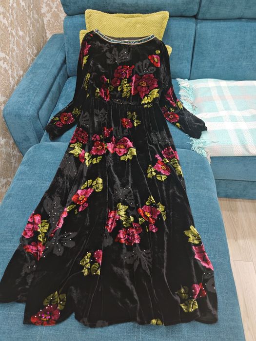 Продам очень красивое платье