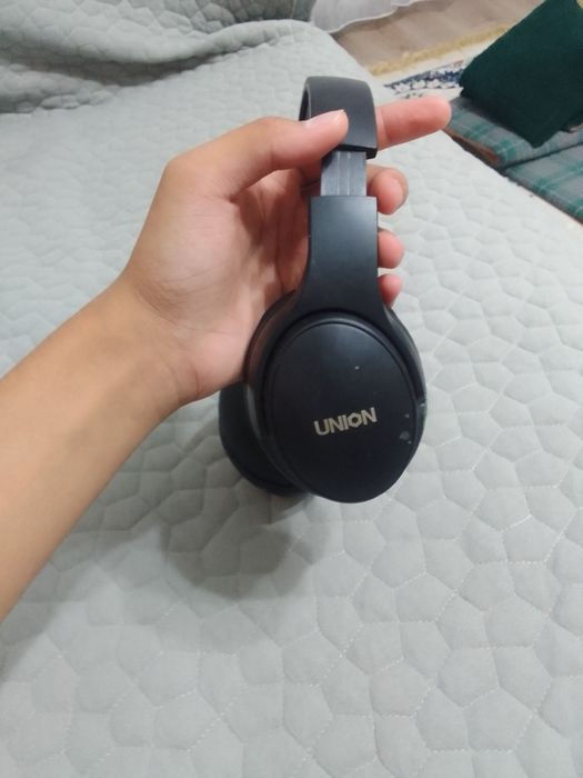 Продам наушники UNION BX14