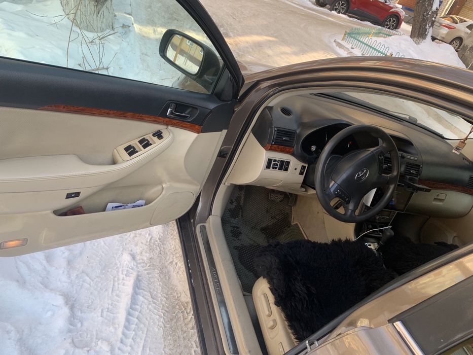 Продам авенсис 2.4