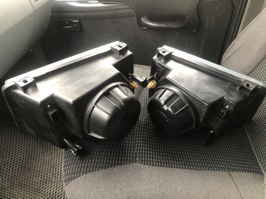 Продам фары на Газель