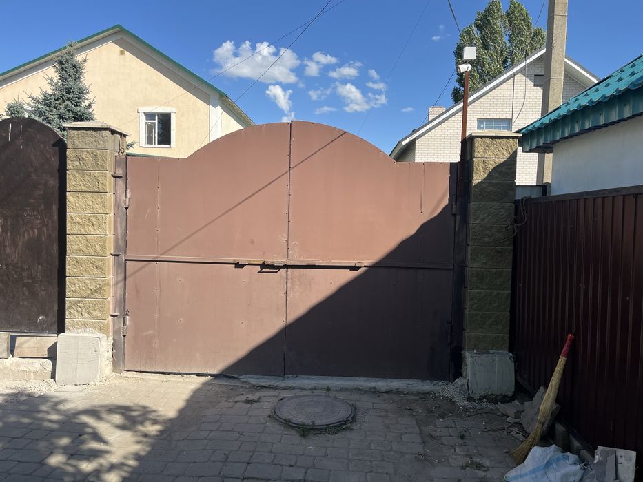 Продам ворота с калиткой