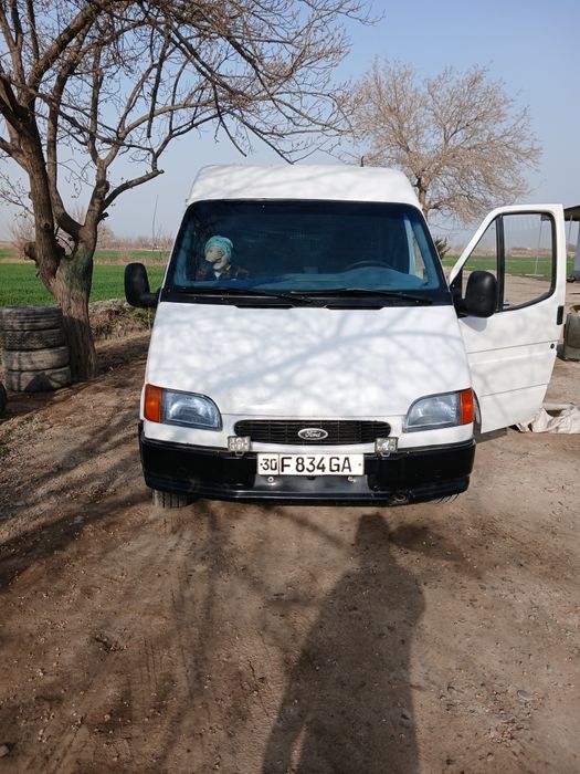 Ford tranzit 1996 perigon