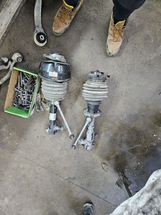 Амортисьори  цлс w218 предни задни