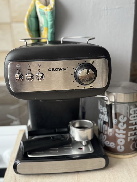 Кафемашина Crown CEM-1525