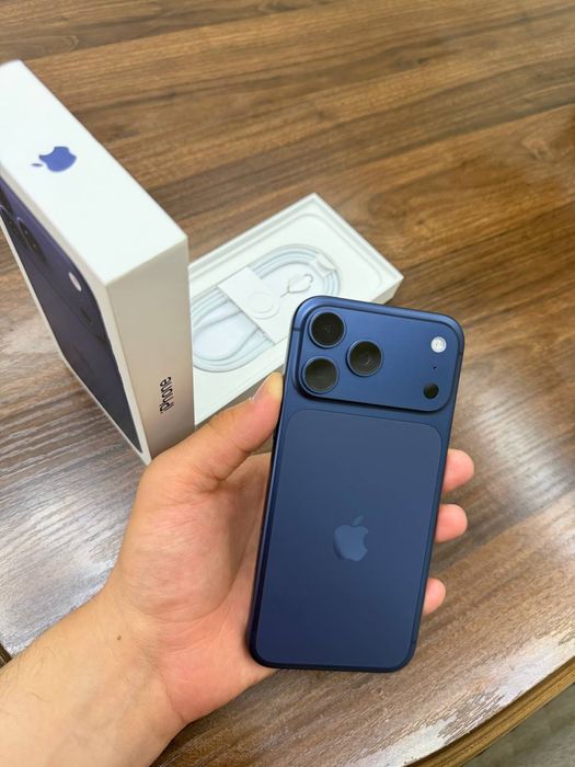 iPhone 17 Pro Max 256 gb Blue Ideal xolatda