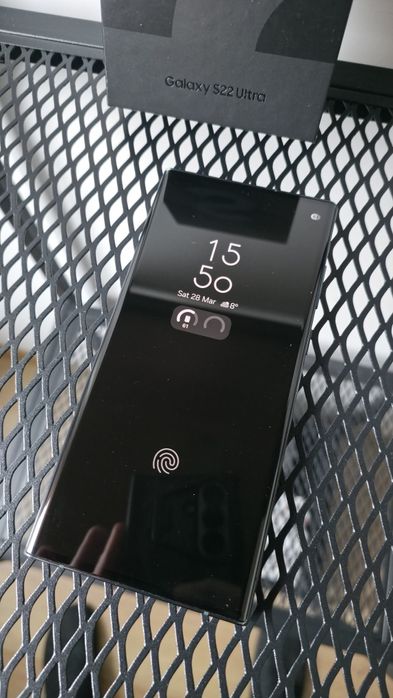 Samsung Galaxy S22 Ultra — 256GB —Перфектен!