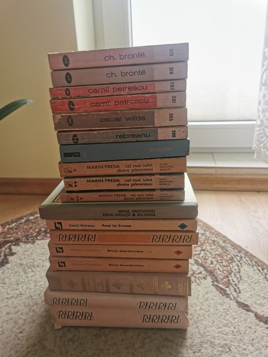 Cărți literatură română, universală Rebreanu, Sadoveanu, Slavici,