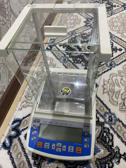Labaratoriya tarozi 0.0001 RADWAG