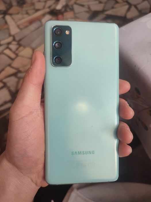 Samsung s20 fe ideal