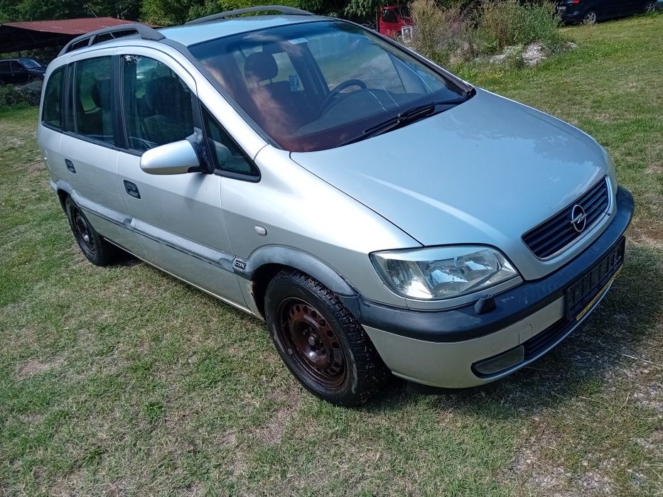 Продавам на части Зафира 1.8 16в 114кс.или Цялата Метанова уредба