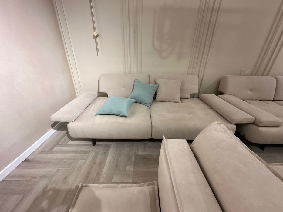 Продается турецкий комплект: 2 дивана и 1 кресло