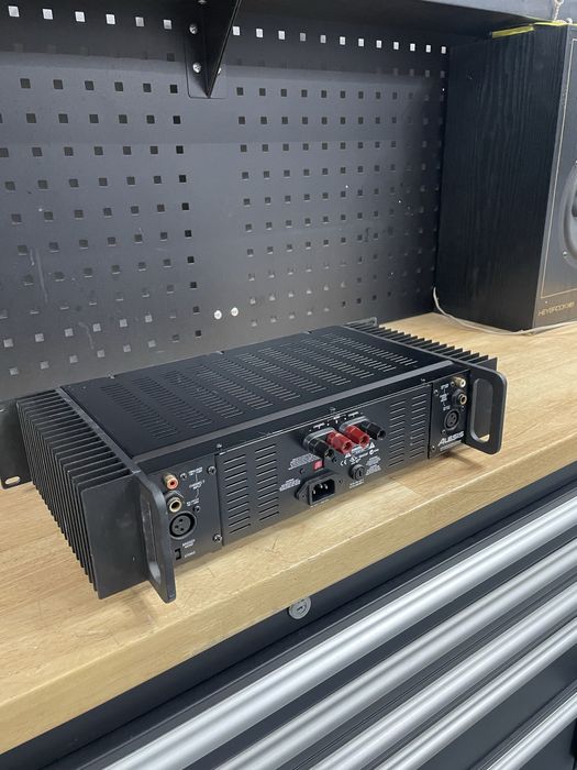 Amplificator studio alesis ra 300