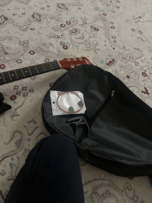 гитара сатылады почти новый