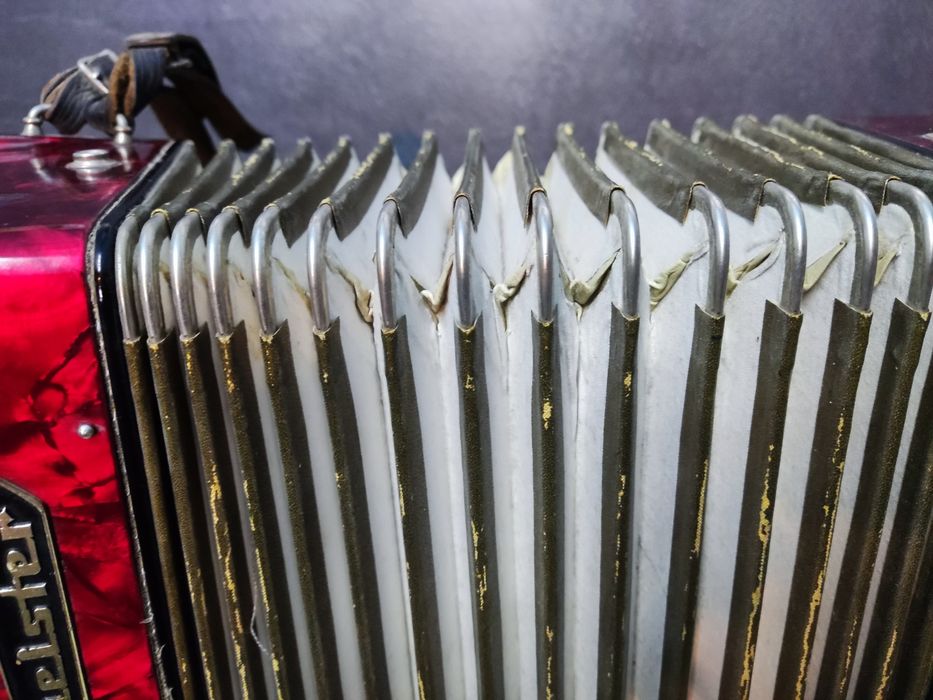 Аккордеон Weltmeister Stella