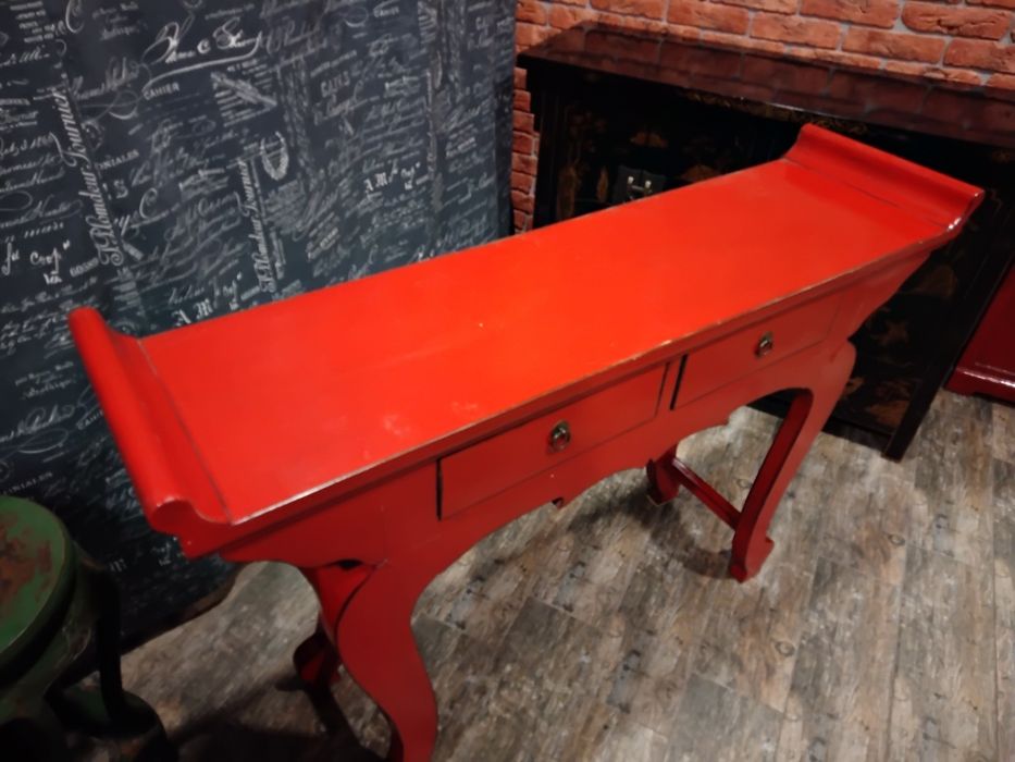 Красная тумба консоль