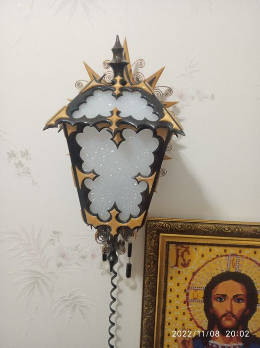 Продам (2 в одном) бра.