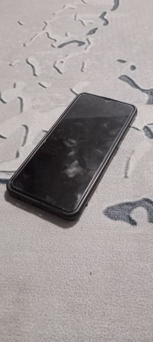 Продам телефон OPPO A8
