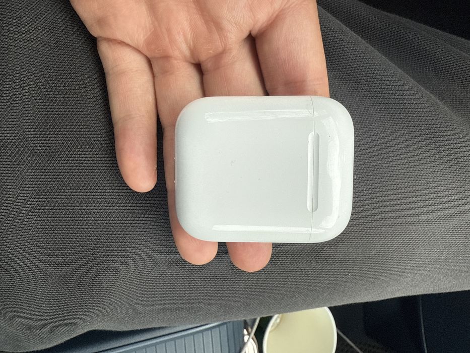 Airpods 1  оригинал идеалный