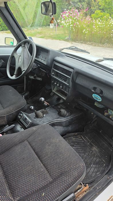 джип Lada Niva 2004
