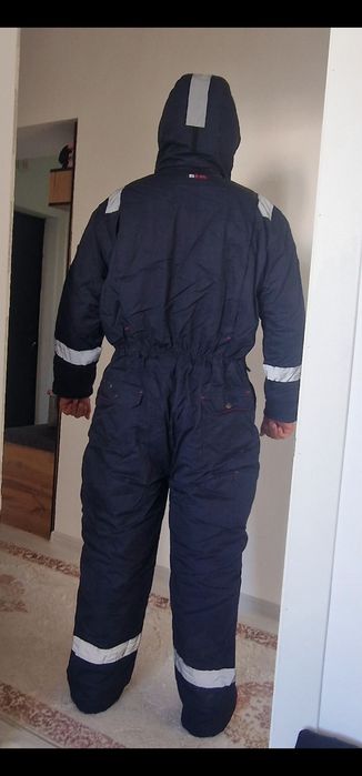 Комбинезон зимний. Спецодежда.