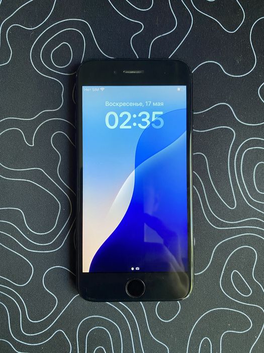 Срочно продам iPhone SE 2020 64GB Black, всё работает