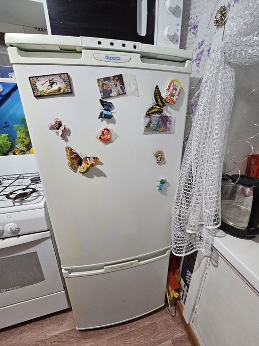 Продам холодильник,, Бирюса, , в рабочем состоянии.