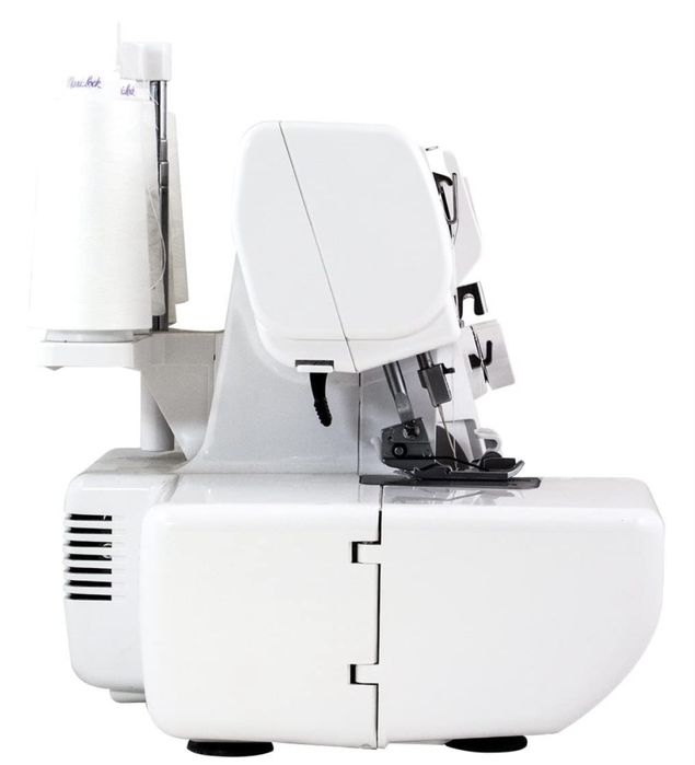 Продам оверлок janome 7034d новый