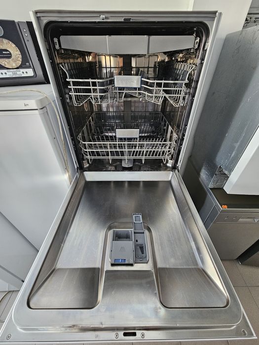 Съдомиялна за частично вграждане Grundig