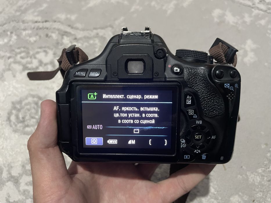 Фотоаппарат Canon 600D