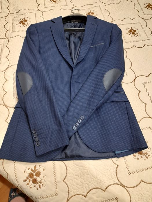 Продам школьные формы