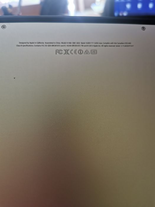 MacBook Air A1466 I5/4gb ram /ssd128 impecabil