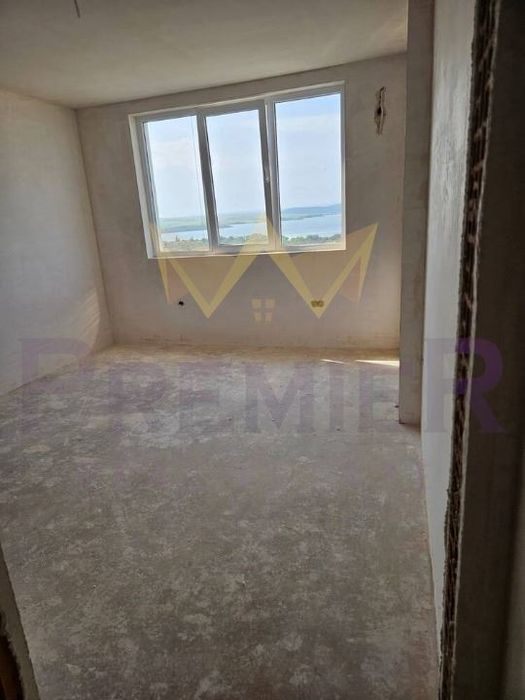 Продава се Тристаен апартамент в Бургас, Меден рудник - зона В - 97 кв.м за 1336 €/кв.м - Снимка #7